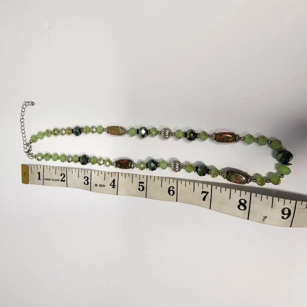Vintage Handcrafted Silver Tone Art Frosted Glass Natural Facet Bead Necklace